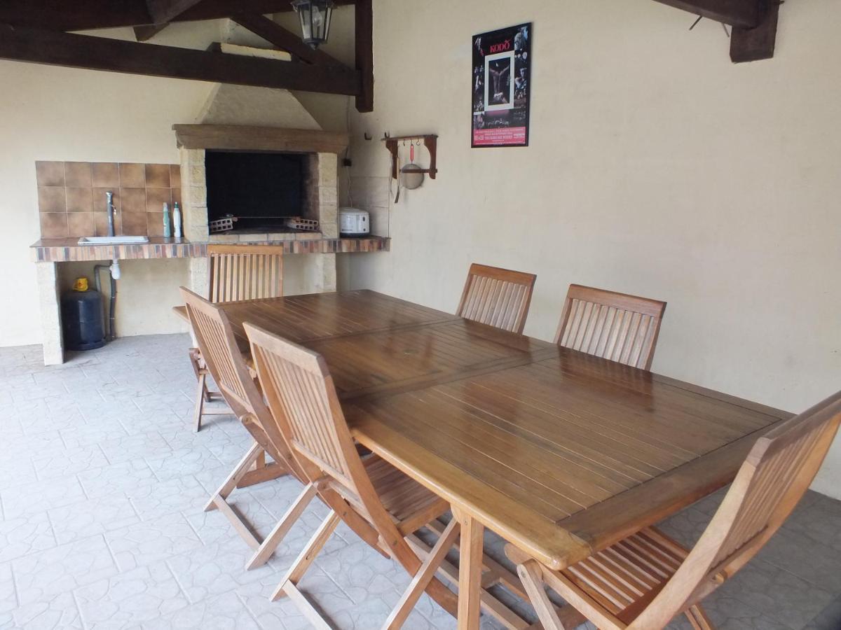 Country B&B Saint-Pierre-d'Eyraud Ngoại thất bức ảnh