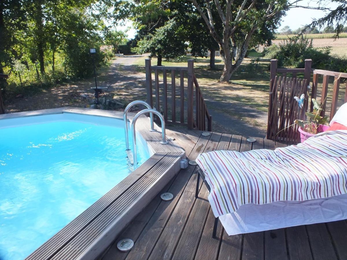 Country B&B Saint-Pierre-d'Eyraud Ngoại thất bức ảnh